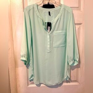 NWT “NDYJ” Mint Color Blouse 3/4” Sleeves